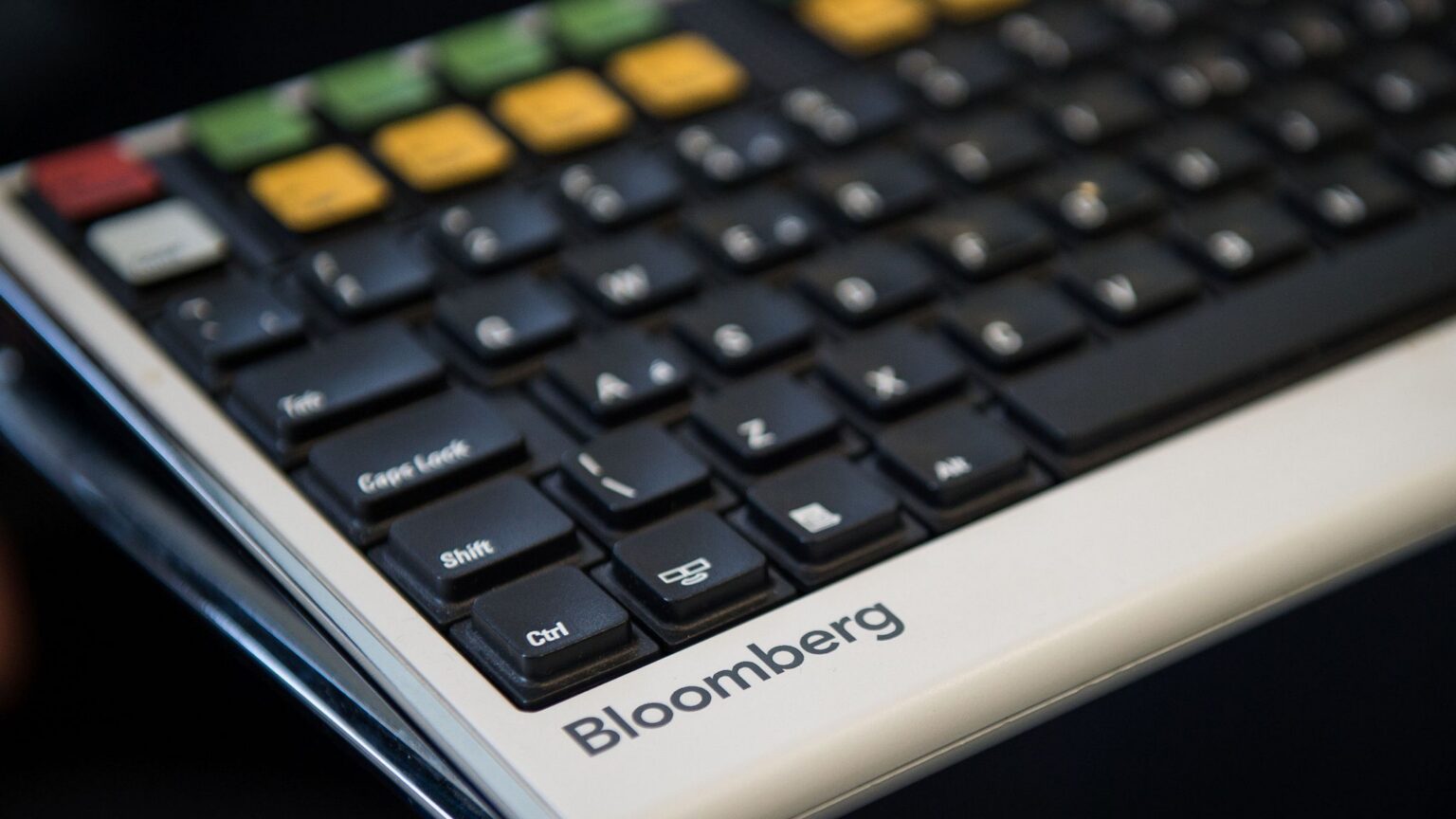 Finance Technologist Claims to Have Replicated Bloomberg's $30,000-a-Year Terminal Using Perplexity's AI Tool, Eliciting Both Enthusiasm and Significant Doubts