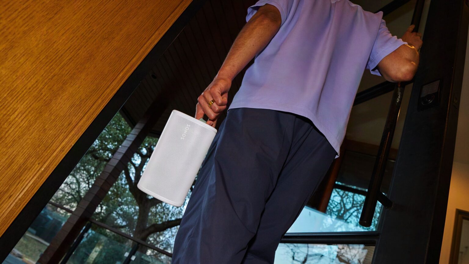 Sonos Unveils New Play Portable Speaker: Compact Version of Move 2 Priced Comparably to Apple HomePod 2