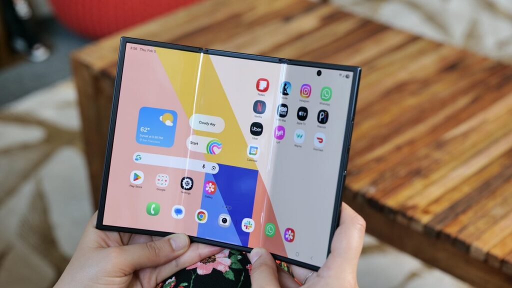 Samsung Suspends Sales of Galaxy Z TriFold After Three-Month Launch Period